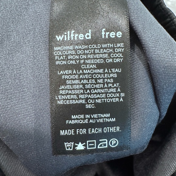 Aritzia Wilfred Free Daria Pants Size Medium‎ Black Leggings Unreal Leather - Picture 9 of 11